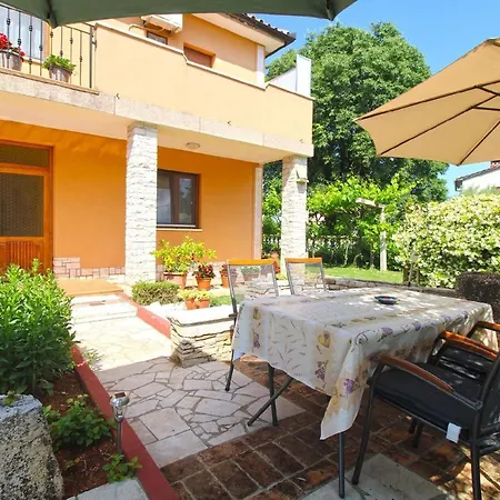 Fuer 6 Personen Ca 90 Qm In Muntic, Istrien Suedkueste Von Istrien Apartment *