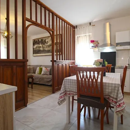 Fuer 6 Personen Ca 90 Qm In Muntic, Istrien Suedkueste Von Istrien Apartment